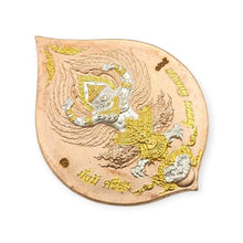 Thai amulet Rian Taowesuwan Mahathep Maha Baramee, Maha Aumnaj edition Lp Phat back with Garuda Phaya Krut