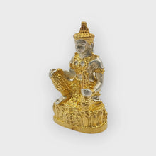 Thai Amulet Rooplor Loy Ong Jatukam Ramathep “Ngern Lai Ma 3” BE 2550 – Wat Mahathat