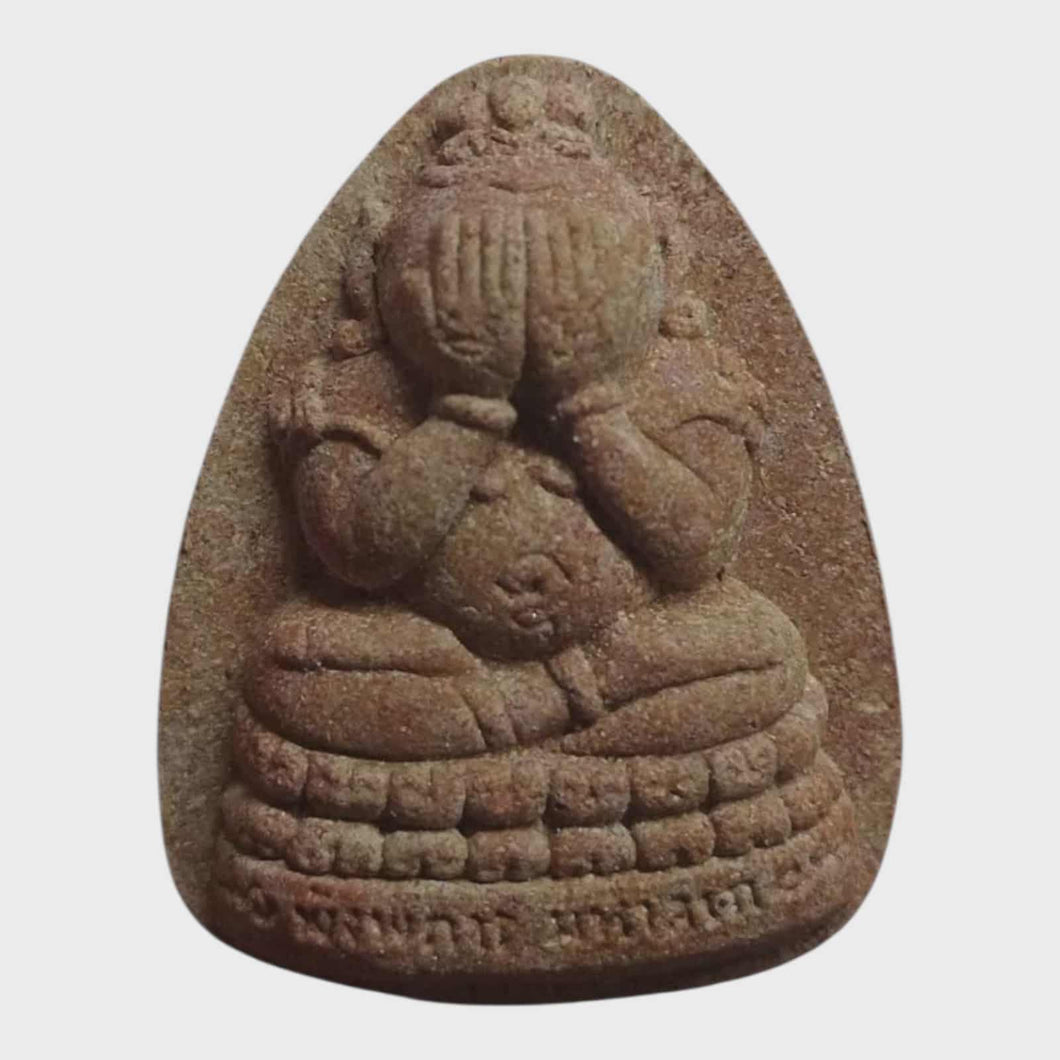 Thai amulet Phra Pidta Pangpakan Maha Lap – Red Wan Powder, Wat Ma Muang Khao, Nakhon Si Thammarat (BE 2553 / 2010)