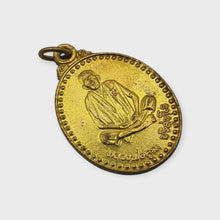 LP Koon Ruay Koon Heng Amulet BE 2536 Thongphabath Wealth Lucky Charm