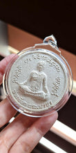 Thai amulet Phra Pong self image Por Tiang back Yant Bue by Por Pong Bann Meedee Lucky Pendant Powerful