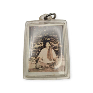 Thai amulet loop tai Phor Tiang Front of Bucha Setting hand written Protection Invulnerable