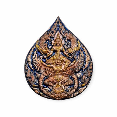 Thai amulets Rien Phra Narai Song Krut (Riding on Garuda) , Baramee Udomsap edition by Lp Udomsap , Wat Veruwan Thammaviharn.