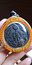 Thai amulets Phra Jatukam Ramathep Appipanya Maha Sethtee Aj Chalermchai Kositpipat BE 2550, Pim Lek 3.2 cm. diameter