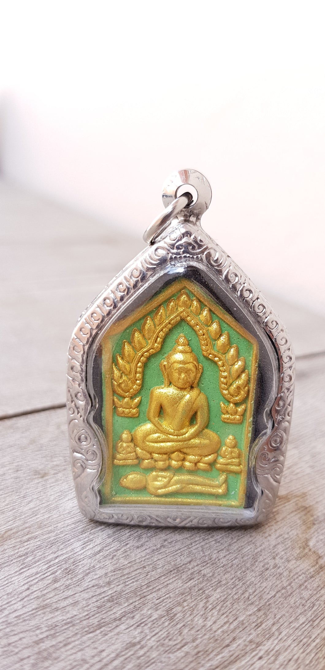 Thai amulets Phra Khun Pean Na Sunrej bring success lucky love charm